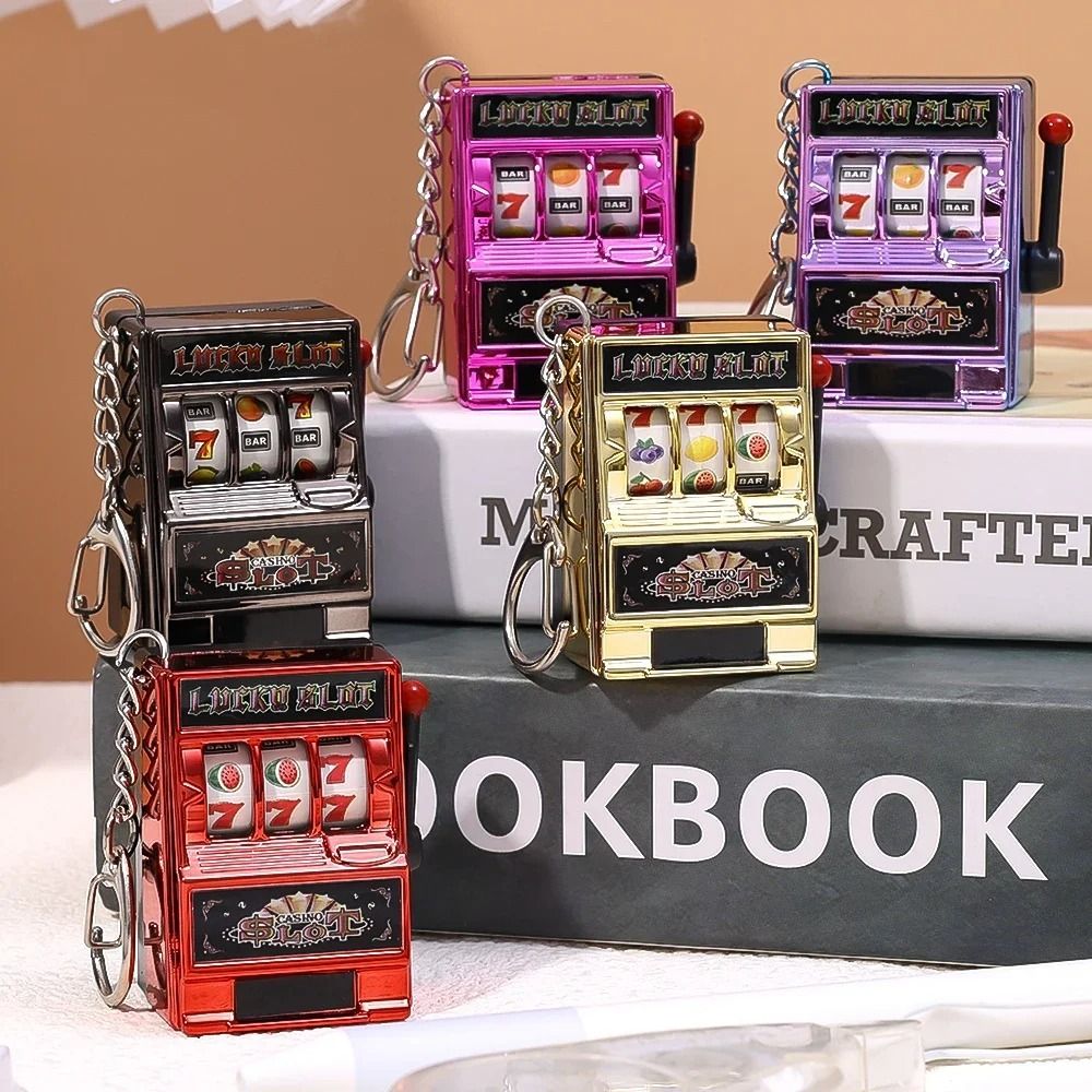 Arcade Game Jackpot - Mini gokkast sleutelhangers creatieve arcade zakfruit